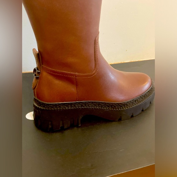 Coach Women’s Julietta Leather Boot Knee High , Walnut, size 7 - Picture 2 of 5